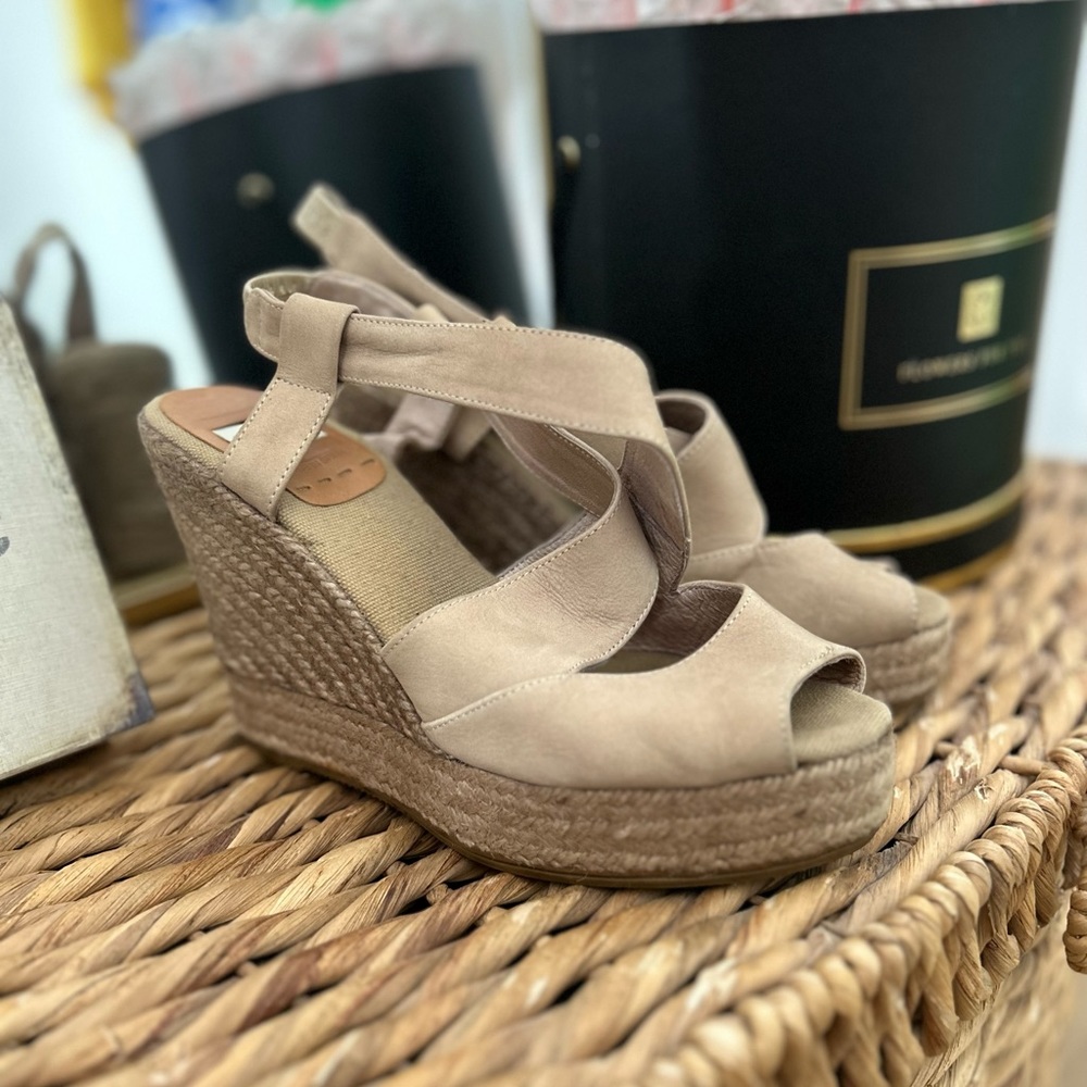 Kanna Espadrilles in Taupe